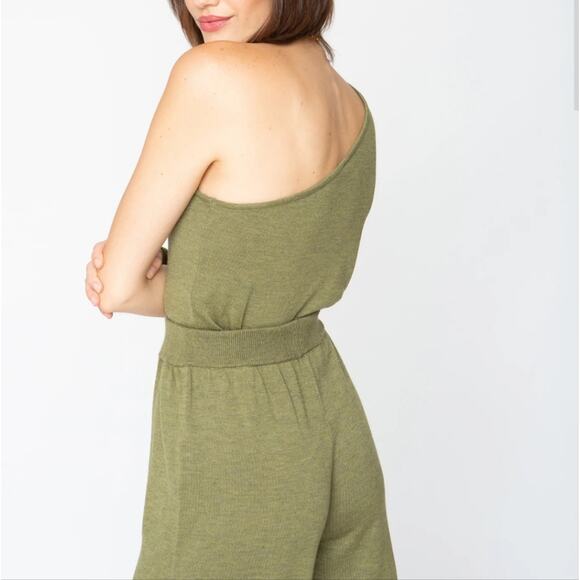 NEW Callahan Knitwear Revolve Two Piece Set Top and Bottom Knit Set Sage Green - Picture 5 of 16
